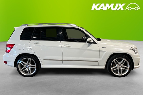 Mercedes-Benz GLK220 2 of 5
