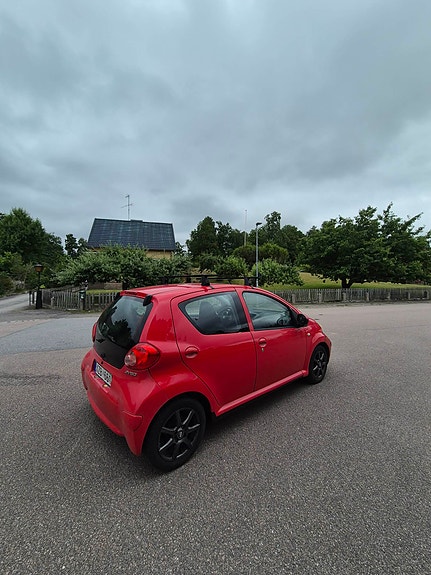 Toyota Aygo 3 of 5