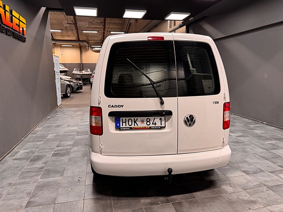 Volkswagen Caddy 3 of 5