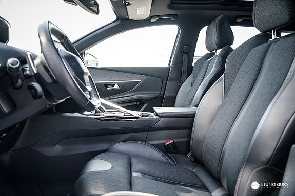 Peugeot 3008 6 of 17