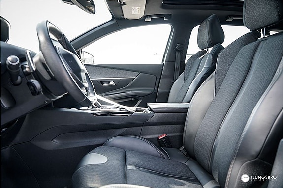 Peugeot 3008 6 of 17