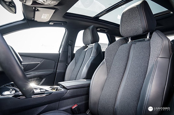 Peugeot 3008 7 of 17