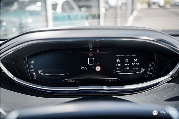 Peugeot 3008 13 of 17