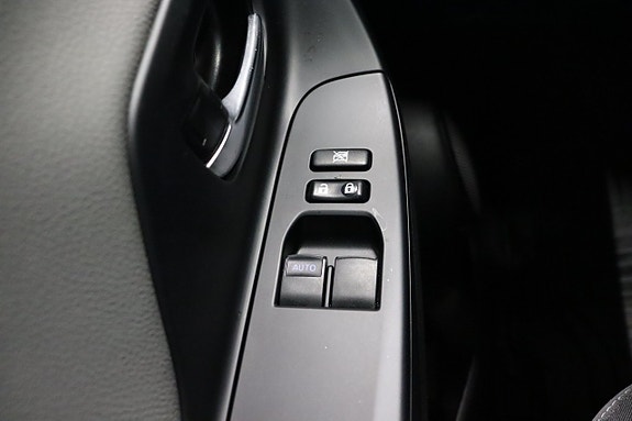 Toyota Yaris 20 of 23