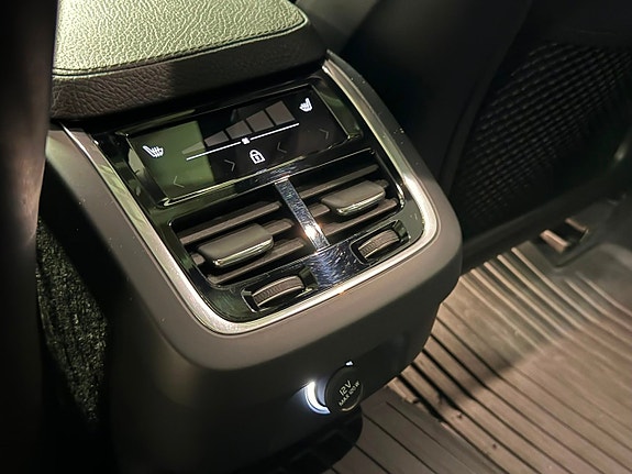 Volvo V90 Cross Country 14 of 18