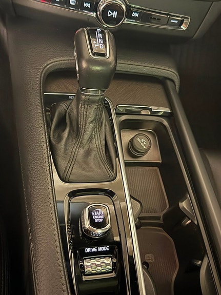 Volvo V90 Cross Country 13 of 18