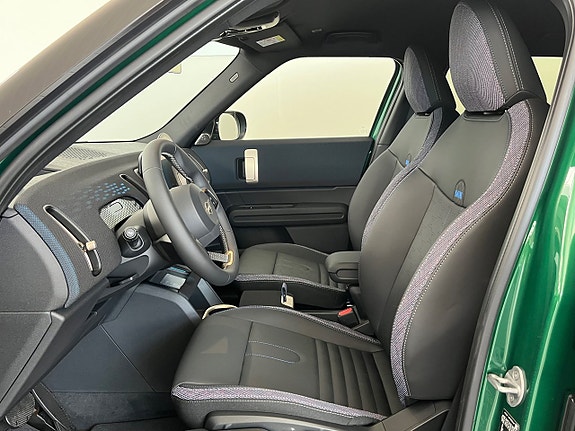 MINI Countryman SE 6 of 12