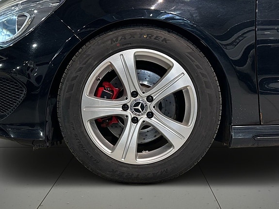 Mercedes-Benz CLA250 14 of 19
