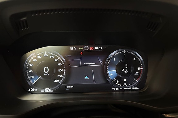 Volvo XC60 16 of 26