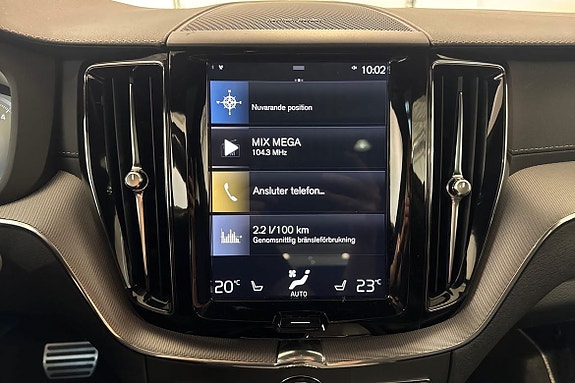 Volvo XC60 15 of 26