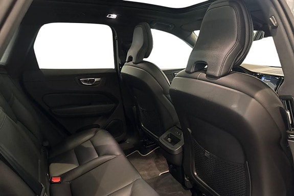 Volvo XC60 9 of 26