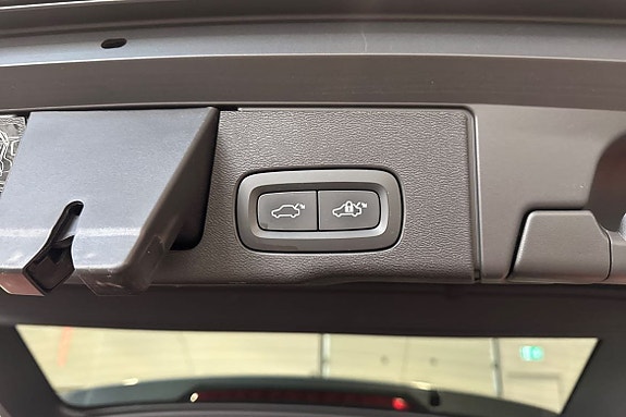 Volvo XC60 22 of 26
