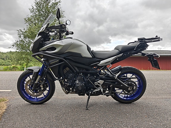 Yamaha MT-09 Tracer 2 of 4