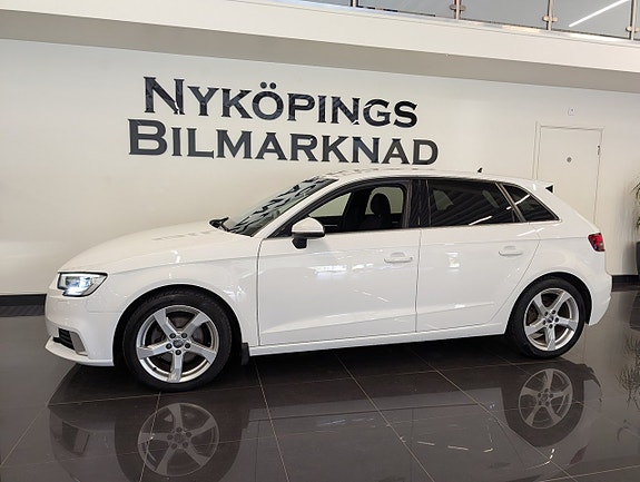 Audi A3 3 of 5