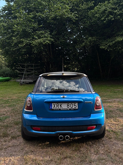 MINI Cooper S 3 of 7