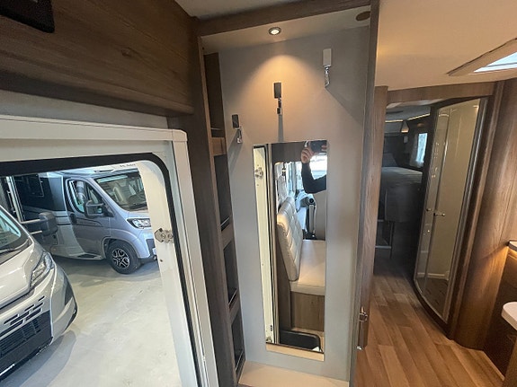 Kabe Imperial Travelmaster i 860 12 of 18