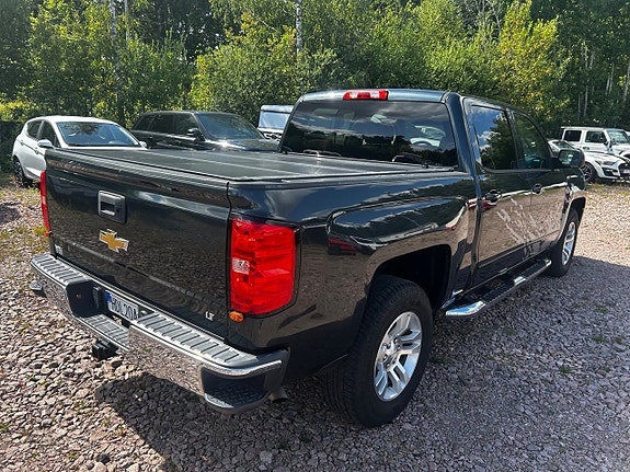 Chevrolet Silverado 1500 3 of 5