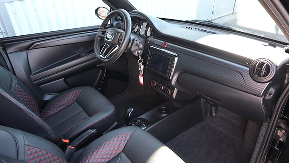 Ligier JS50 0.5 DCI CVT Euro 5 10 of 13