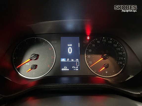 Renault Clio 13 of 19
