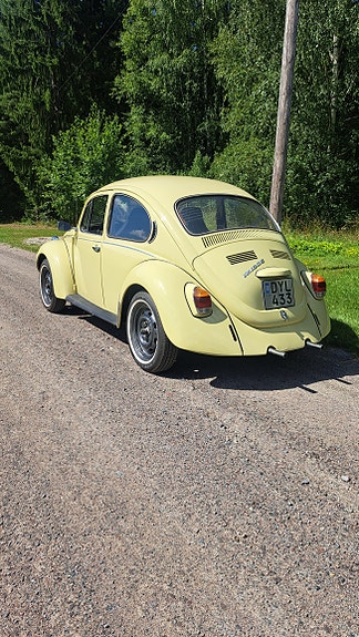 Volkswagen 1302 3 of 5
