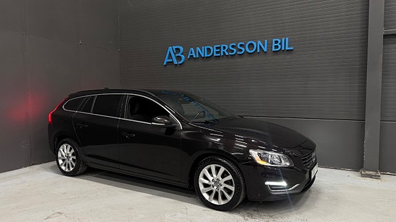 Volvo V60 4 of 5