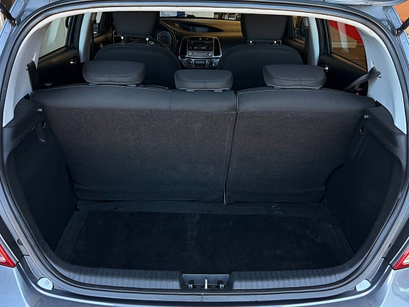 Hyundai i20 16 of 19