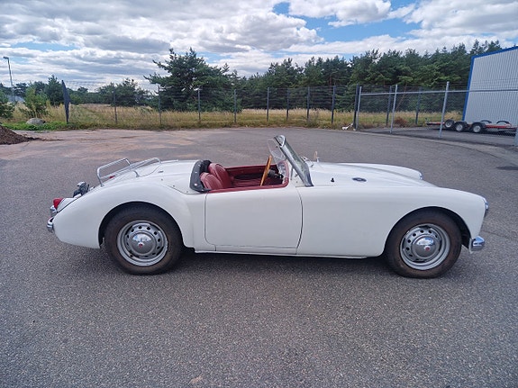 MG M 2 of 5