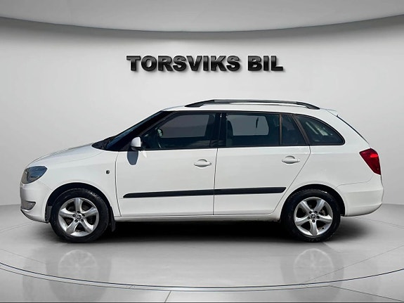 Skoda Fabia 2 of 5