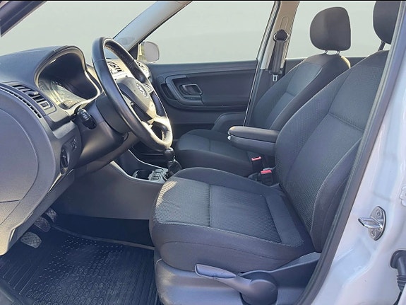 Skoda Fabia 10 of 18