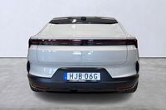 Polestar 4 5 of 10