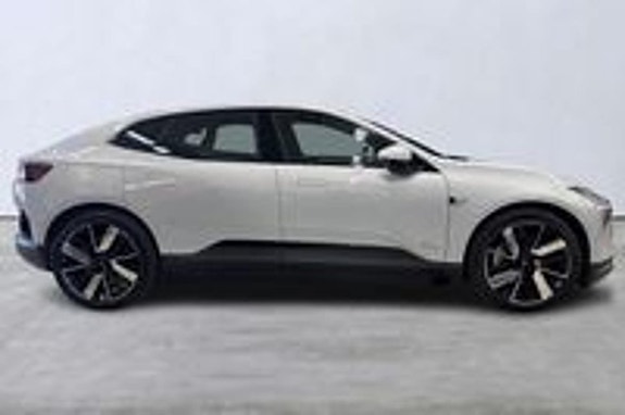 Polestar 4 3 of 10