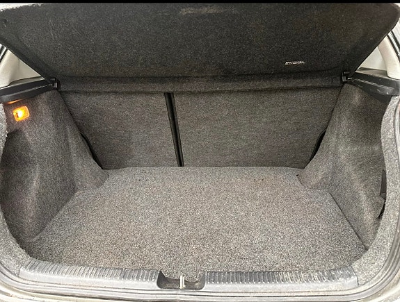 Toyota Corolla 8 of 8