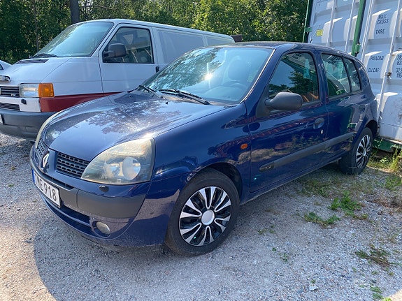 Renault Clio 8 of 8