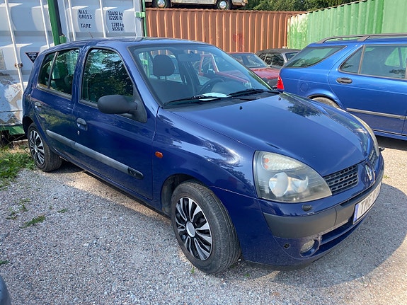 Renault Clio 3 of 8