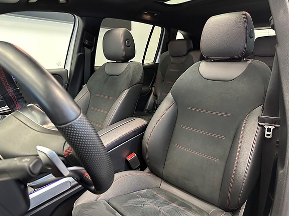 Mercedes-Benz GLB220 d 16 of 30