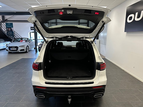 Mercedes-Benz GLB220 d 7 of 30