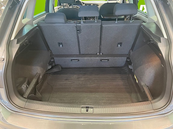 Volkswagen Tiguan 15 of 25