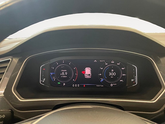 Volkswagen Tiguan 11 of 25