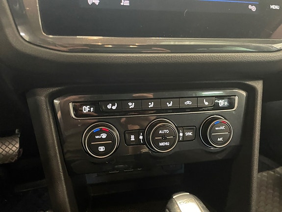 Volkswagen Tiguan 19 of 25
