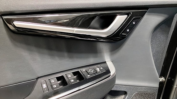 Kia EV6 18 of 18