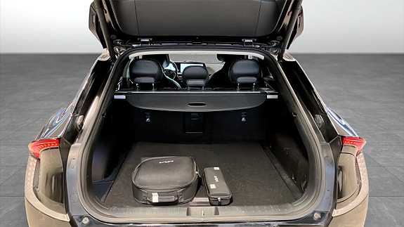 Kia EV6 10 of 18