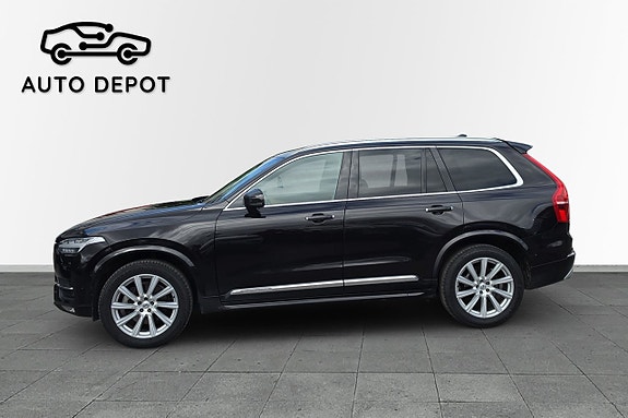 Volvo XC90 2 of 5