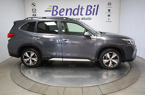 Subaru Forester 15 of 27