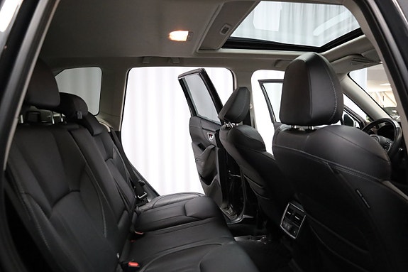 Subaru Forester 12 of 27