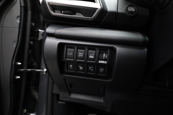 Subaru Forester 26 of 27