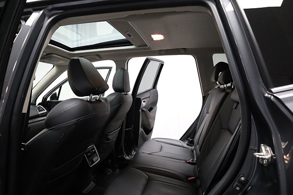 Subaru Forester 10 of 27