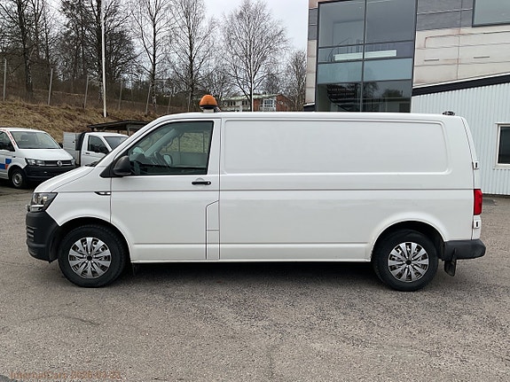 Volkswagen Transporter 8 of 30