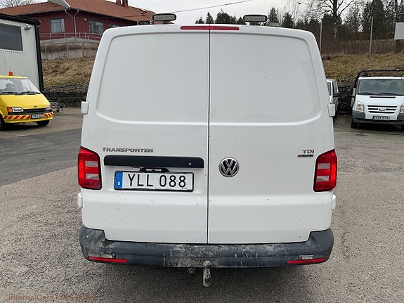 Volkswagen Transporter 6 of 30