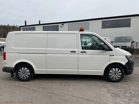 Volkswagen Transporter 4 of 30