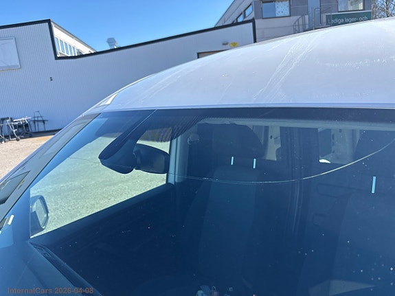 Volkswagen Caddy Maxi 23 of 25